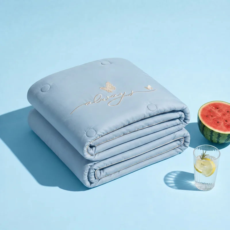 Lightweight Summer Quilt, 100% Polyester Fabric, Microfiber Filling With Embroidery Decoration, Breathable Bed Comforter