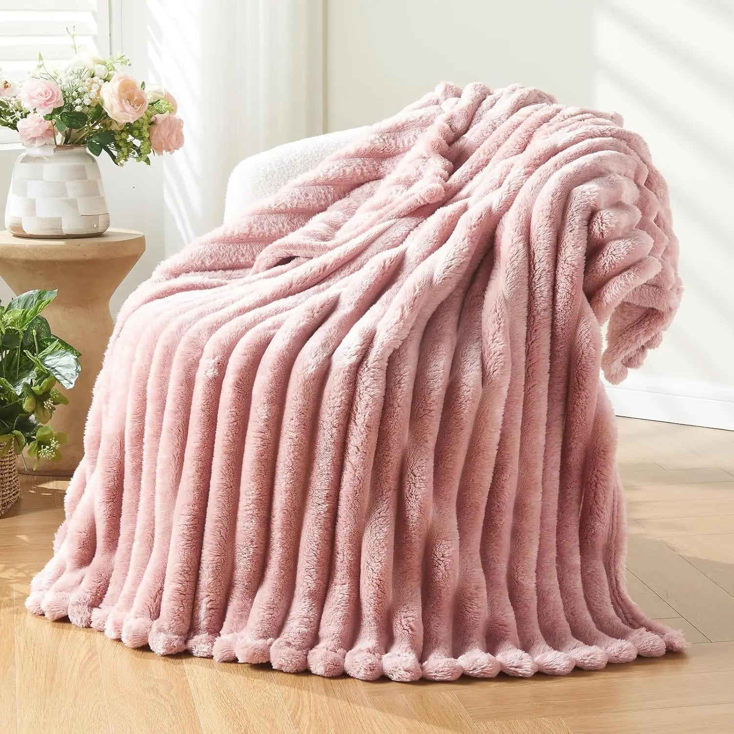 Super Soft Throw Blanket Pink Premium Silky Flannel Fleece 3D Ribbed Jacquard Lightweight Bed Blanket All Season Use (Pink Ribbe