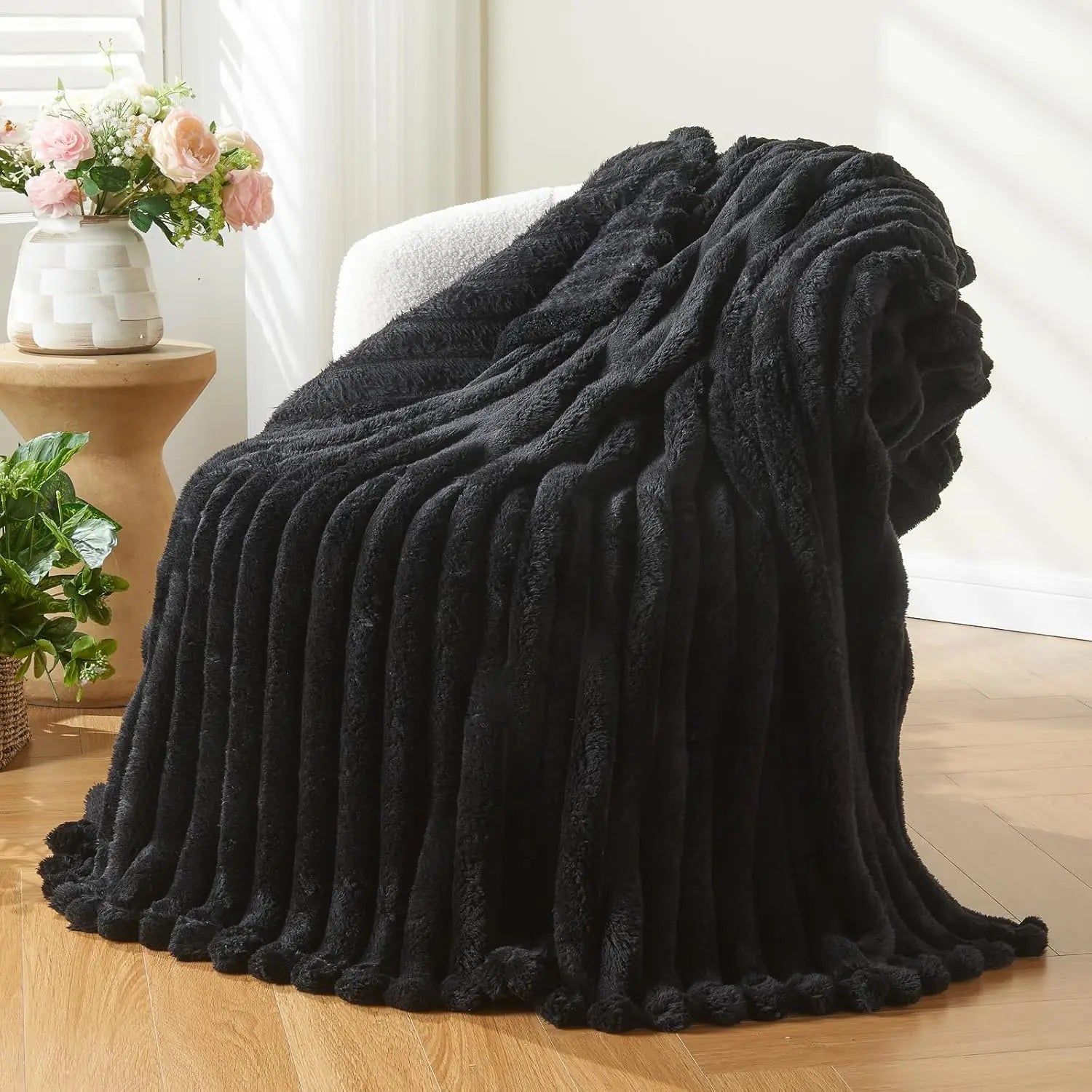 Super Soft Throw Blanket Pink Premium Silky Flannel Fleece 3D Ribbed Jacquard Lightweight Bed Blanket All Season Use (Pink Ribbe