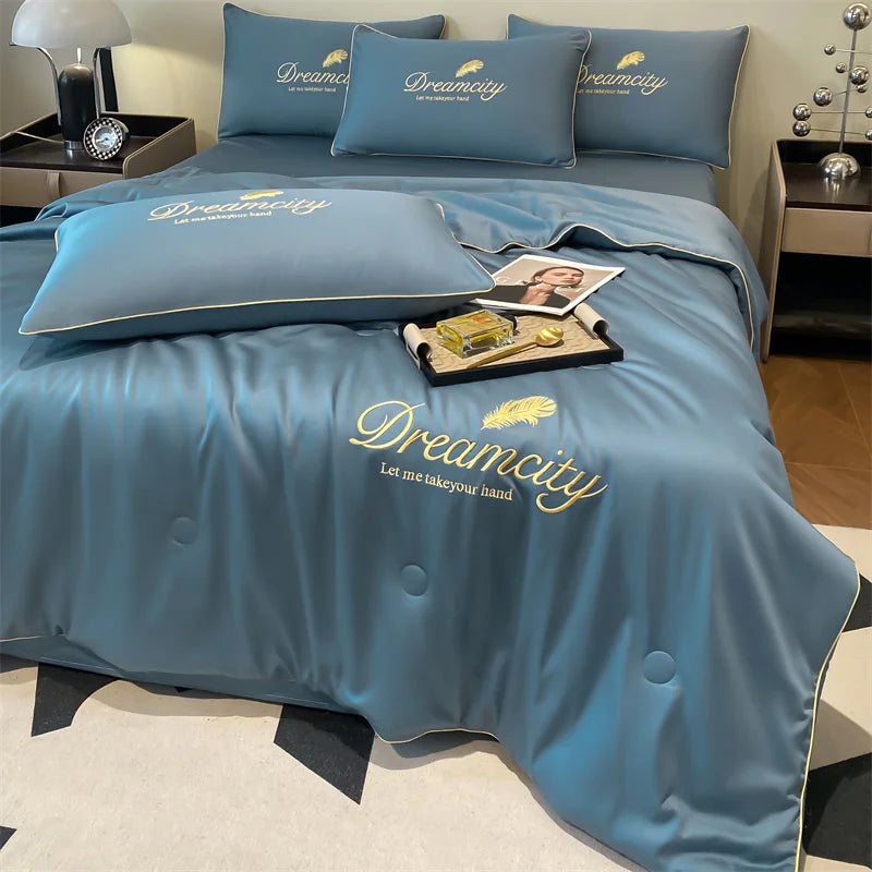 1pc Ultra Soft Summer Cool Quilt Feather embroidery pattern (1 Summer Quilt, Pillow Not Included)  Comfortable Air Conditioner Quilt Multi-Functional Summer Cool Quilt Cool Thin Quilt Bedding