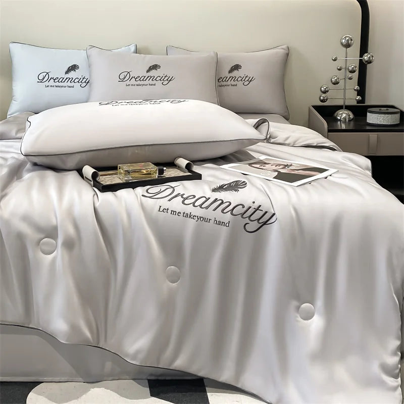 1pc Ultra Soft Summer Cool Quilt Feather embroidery pattern (1 Summer Quilt, Pillow Not Included)  Comfortable Air Conditioner Quilt Multi-Functional Summer Cool Quilt Cool Thin Quilt Bedding